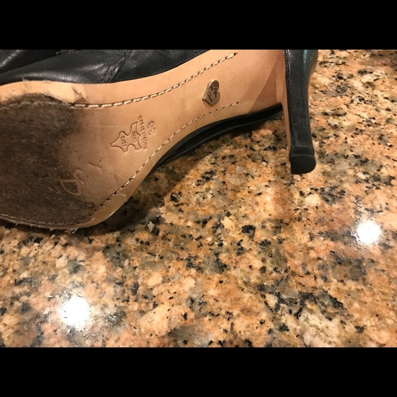 Alice + Olivia Black short dressy boots - Picture 5 of 7